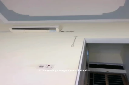 Anh re và em vợ thất tình khiến hàng xóm chịu khổ
